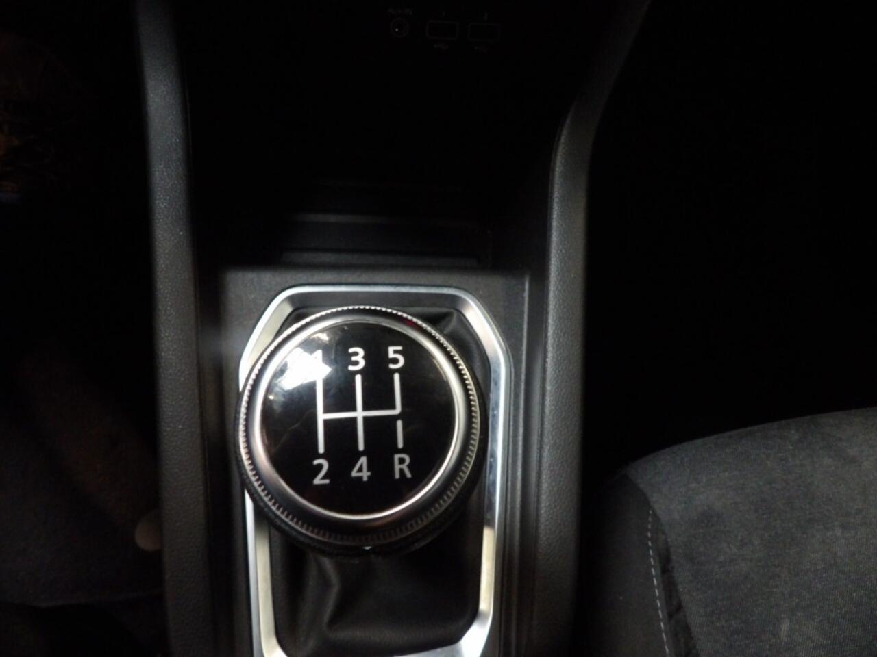 Renault CLIO 1.0 TCE 5drs - navigatie - cruise - carplay