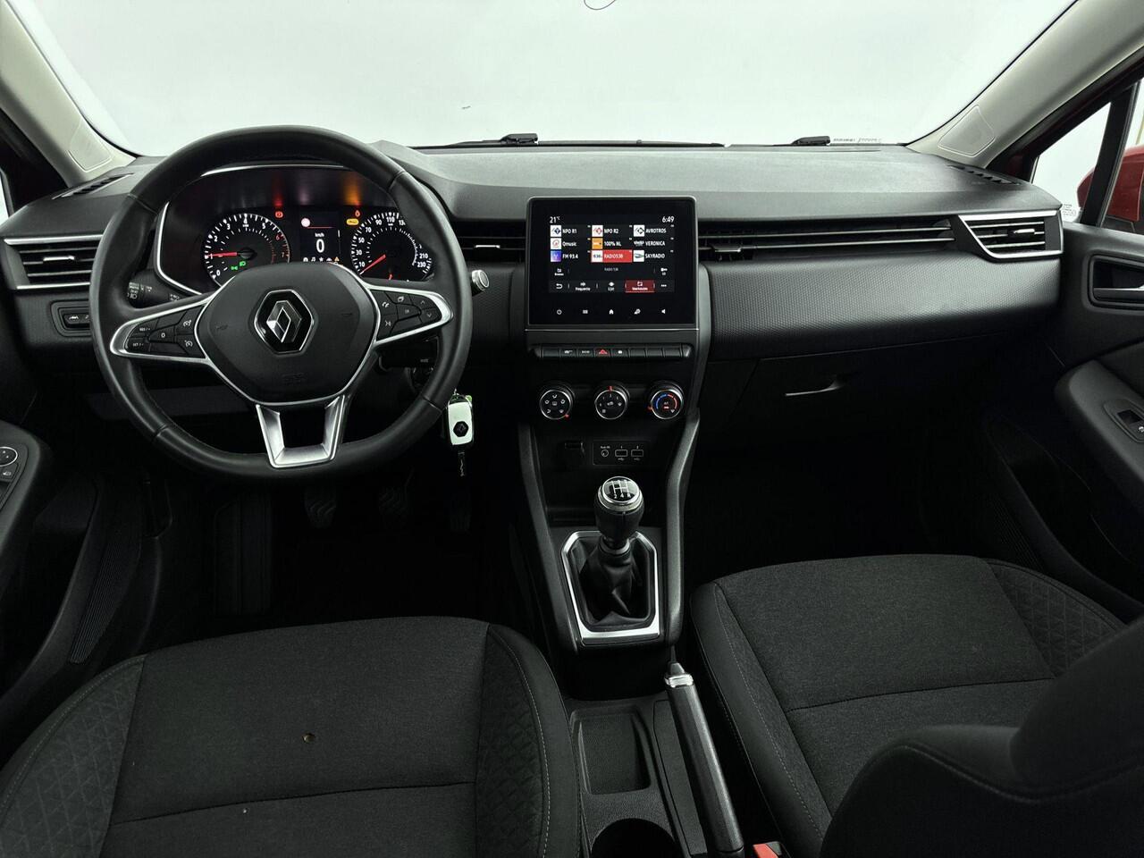 Renault CLIO 1.0 TCe Zen 100PK | Parkeersensoren | Cruise Control | Lichtmetalen Velgen | Apple CarPlay & Android Auto