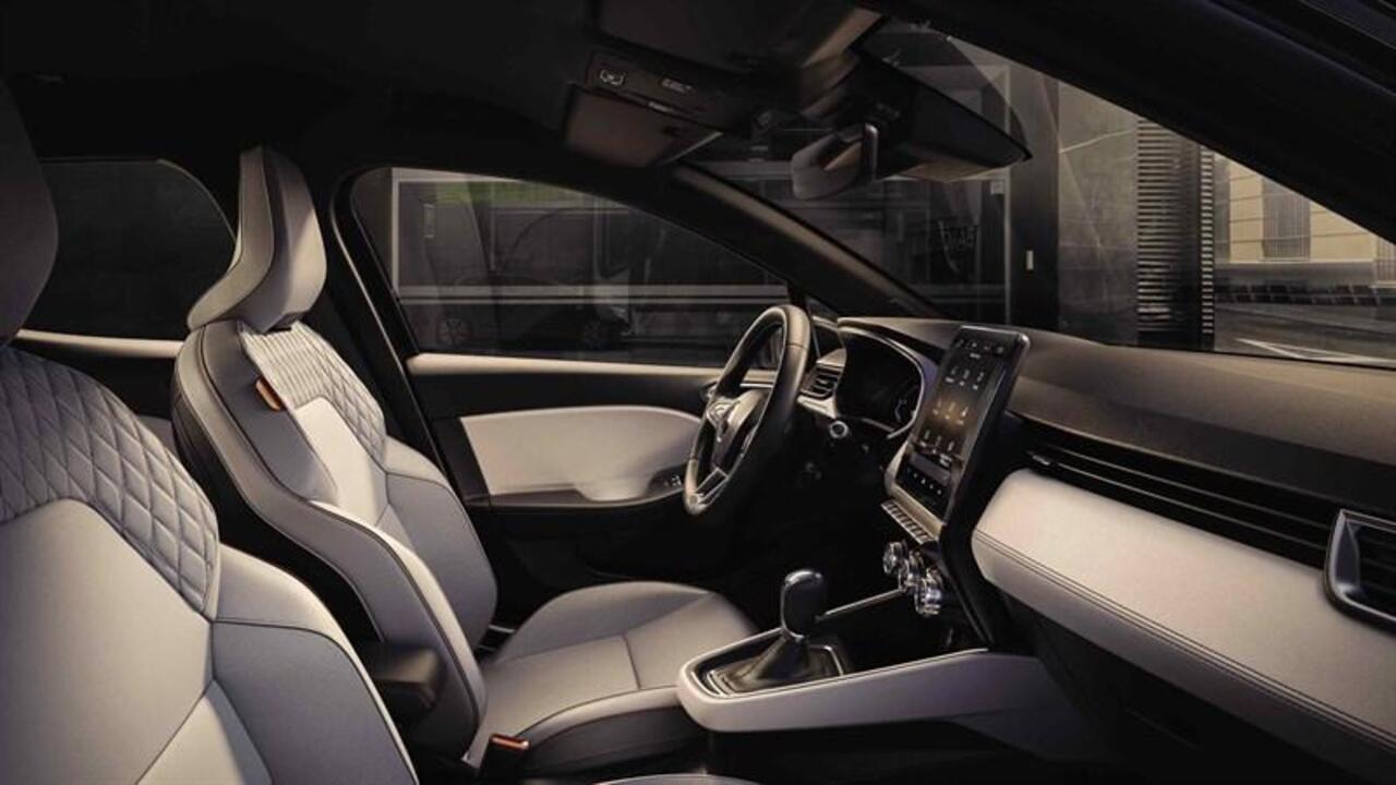 Renault CLIO 1.3 TCe automaat Initiale Paris *Verwacht*