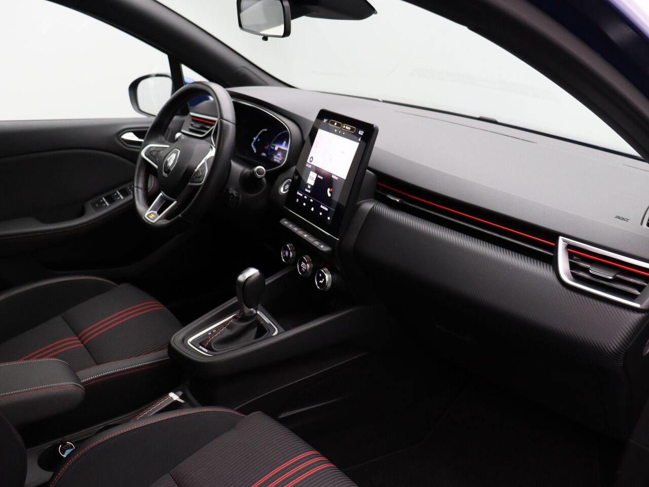 Renault CLIO E-Tech Hybrid 140pk R.S. Line | Grootscherm Navigatie | 360 Camera | Lichtmetalen Velgen | Cruise Control | Sportstoelen | Trekhaak |