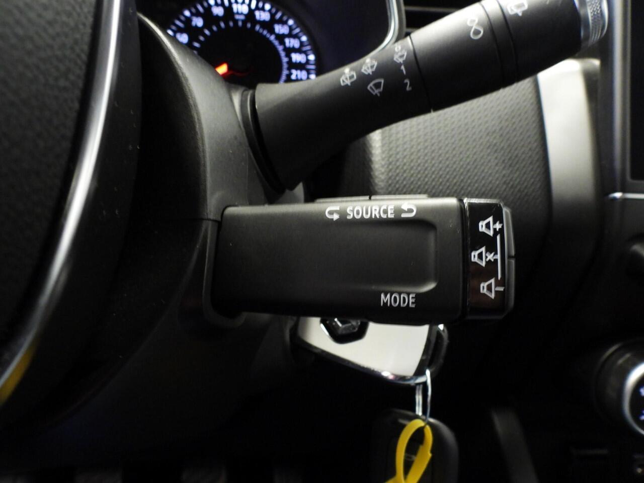 Renault CLIO 1.0 TCe Zen NAVI/AIRCO/CRUISE/BLUETOOTH!