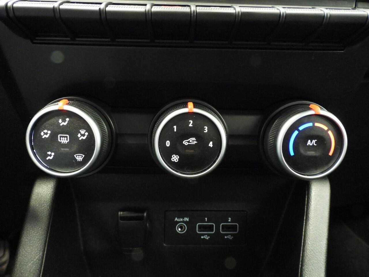 Renault CLIO 1.0 TCe Zen NAVI/AIRCO/CRUISE/BLUETOOTH!