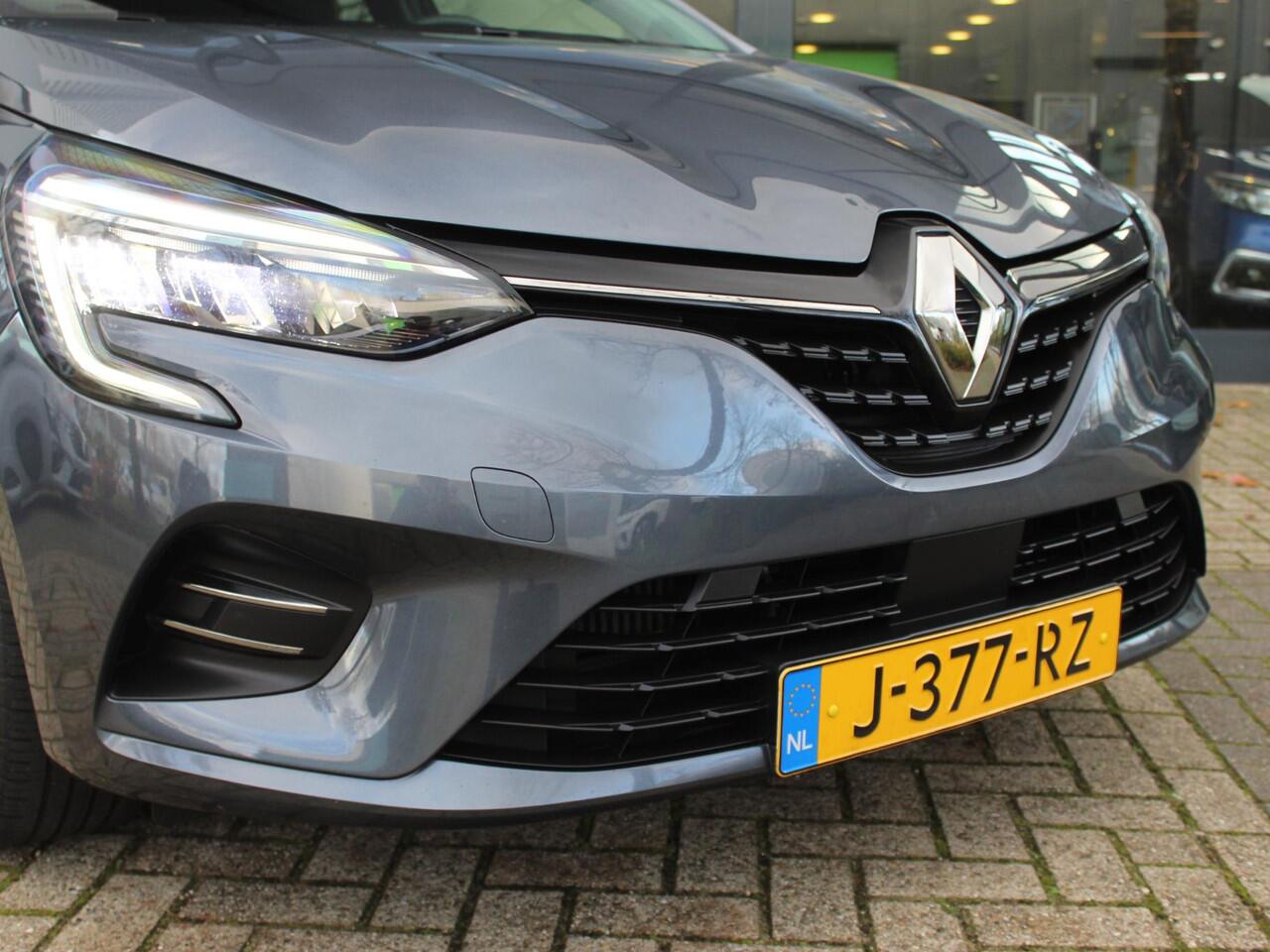 Renault CLIO TCe 90 Intens / DEALER ONDERHOUDEN / NAVI / PDC A / CLIMATE / CRUISE / LED / APPLE CARPLAY/ ANDROID AUTO / KEYLESS / DAB / 16'' LMV