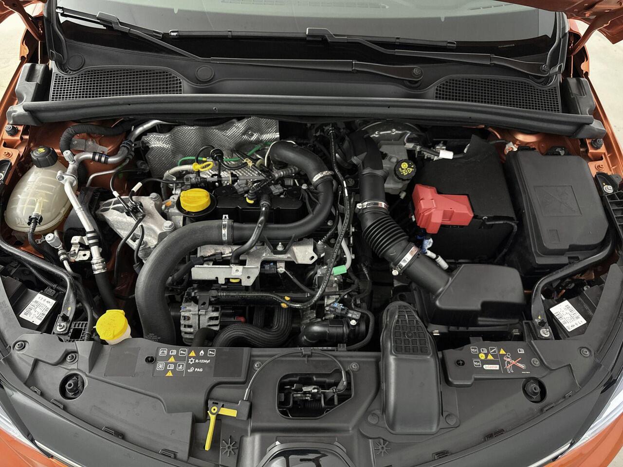 Renault CLIO 1.0 TCe Zen 100PK | Navigatie | parkeersensoren | Cruise control | Airco | Apple-carplay/Android-auto