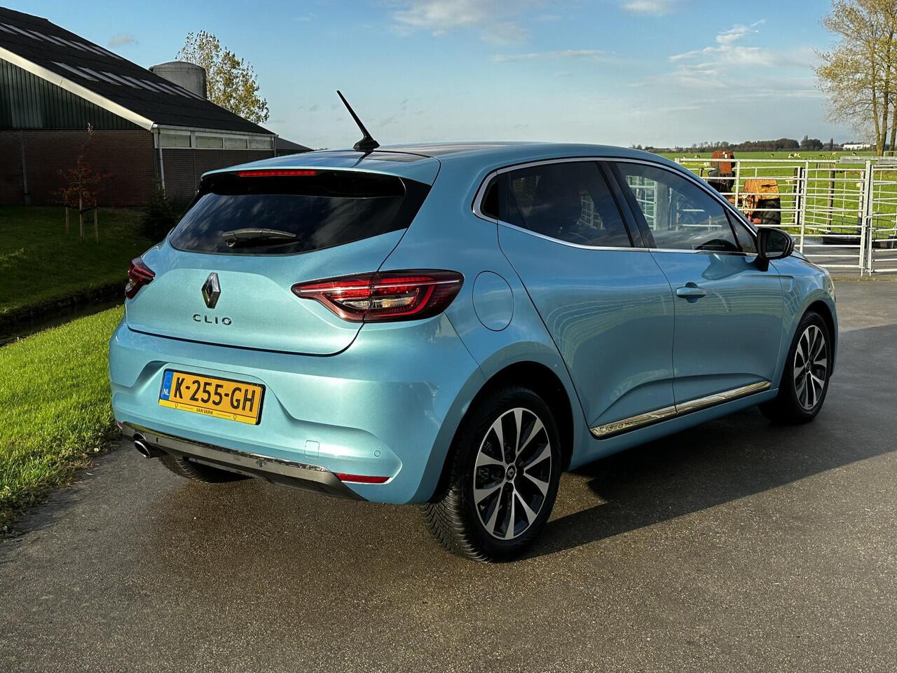 Renault CLIO 1.0 TCe Intens | NAVIGATIE | KEYLESS ENTRY & START | PARKEERCAMERA | LM. VELGEN |