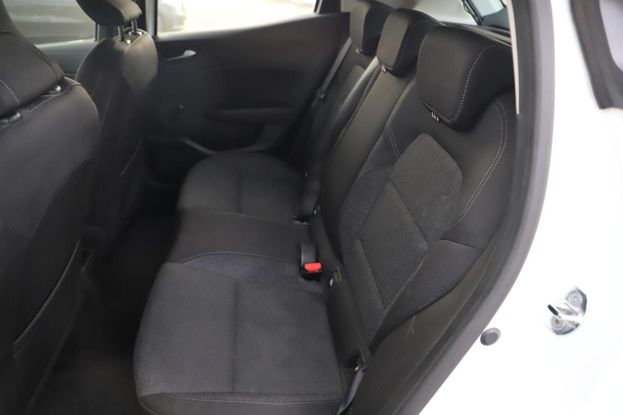 Renault CLIO 1.5 dCi Zen Trekhaak Navigatie Carplay Android Airco Cruise Control Rijstrooksensor Parkeersensor