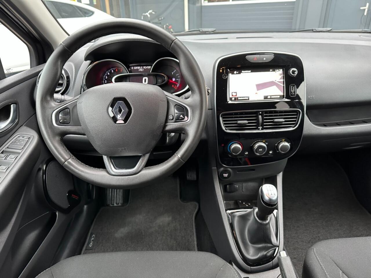Renault CLIO Estate 0.9 TCe Limited Navigatie
