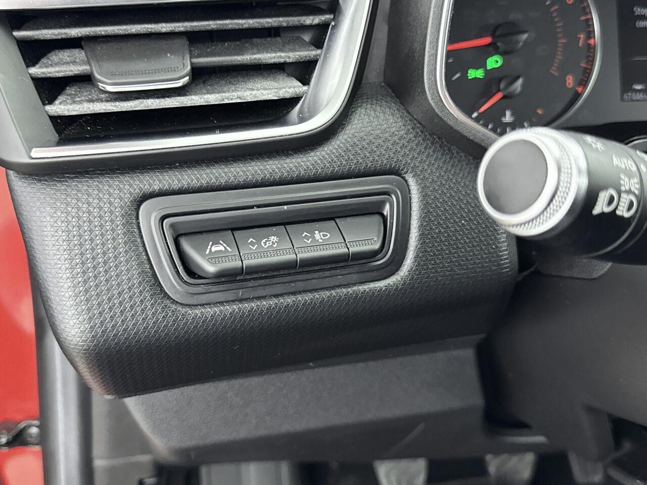 Renault CLIO 1.0 TCe Zen 100PK | Navigatie | Lichtmetalen Velgen | Cruise Control | Apple CarPlay & Android Auto