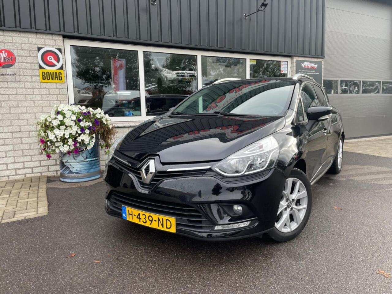 Renault CLIO 0.9 TCE LIMITED Station Apple carplay Trekhaak Parkeersensoren