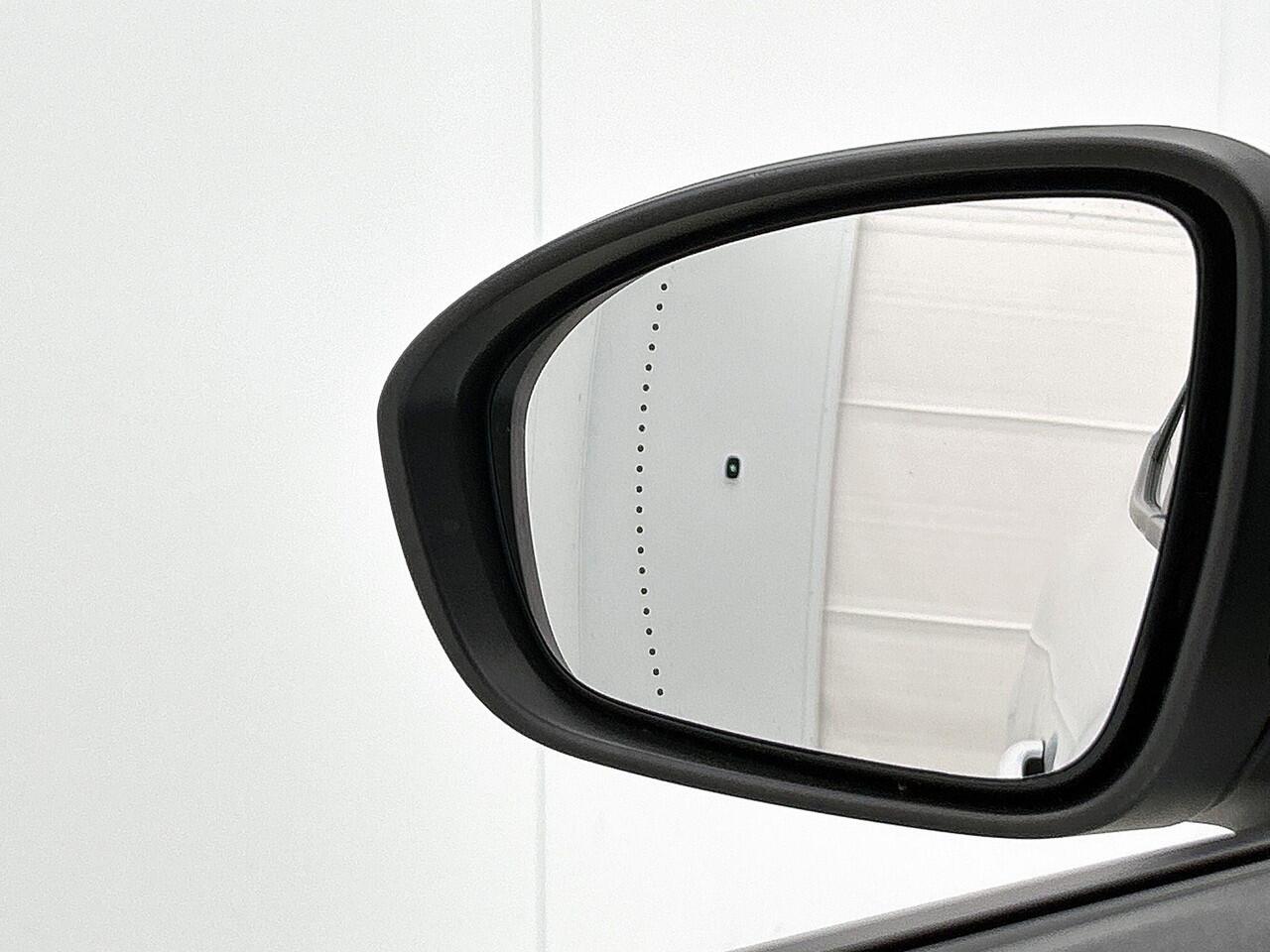 Renault CLIO 1.0 TCe Bi-Fuel Zen 100PK | Zwarte Lichtmetalen Velgen | Airco | Apple Carplay & Android Auto | Cruise Control | Led koplampen