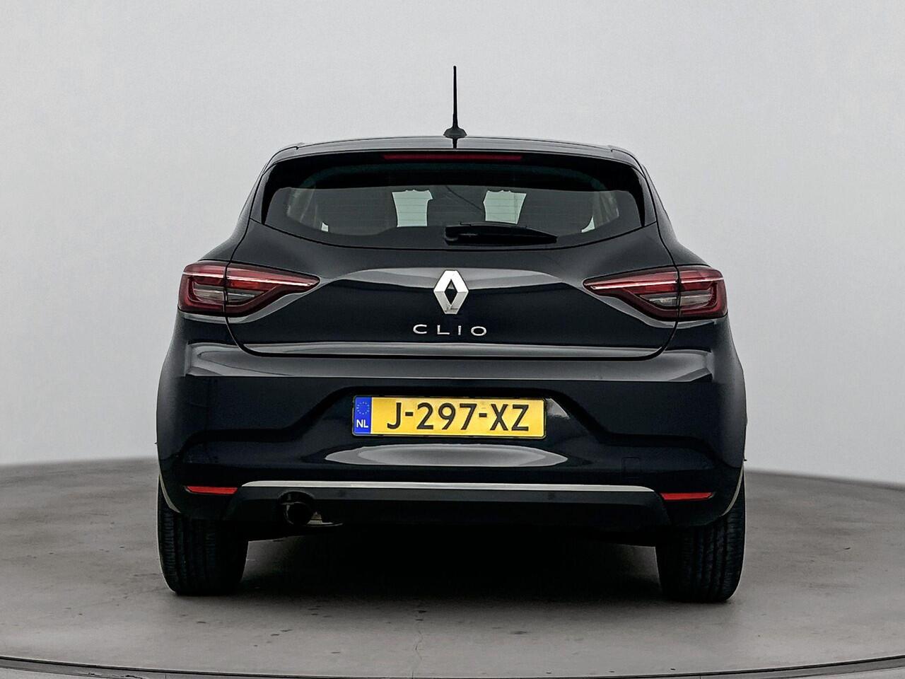 Renault CLIO 1.0 TCe 90Pk Intens | Navigatie | Apple & Android Carplay | Parkeersensoren Achter | Climate Control | Cruise Control & Snelheidsbegrenzer | Licht & Regensensor | Bluetooth Telefoon Voorbereiding |