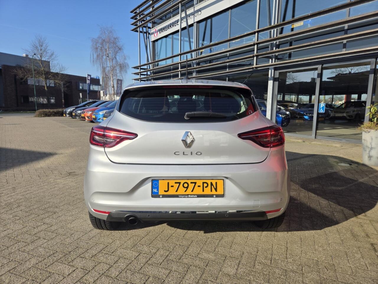 Renault CLIO TCe 100pk Zen | Navi | Cruise | PDC