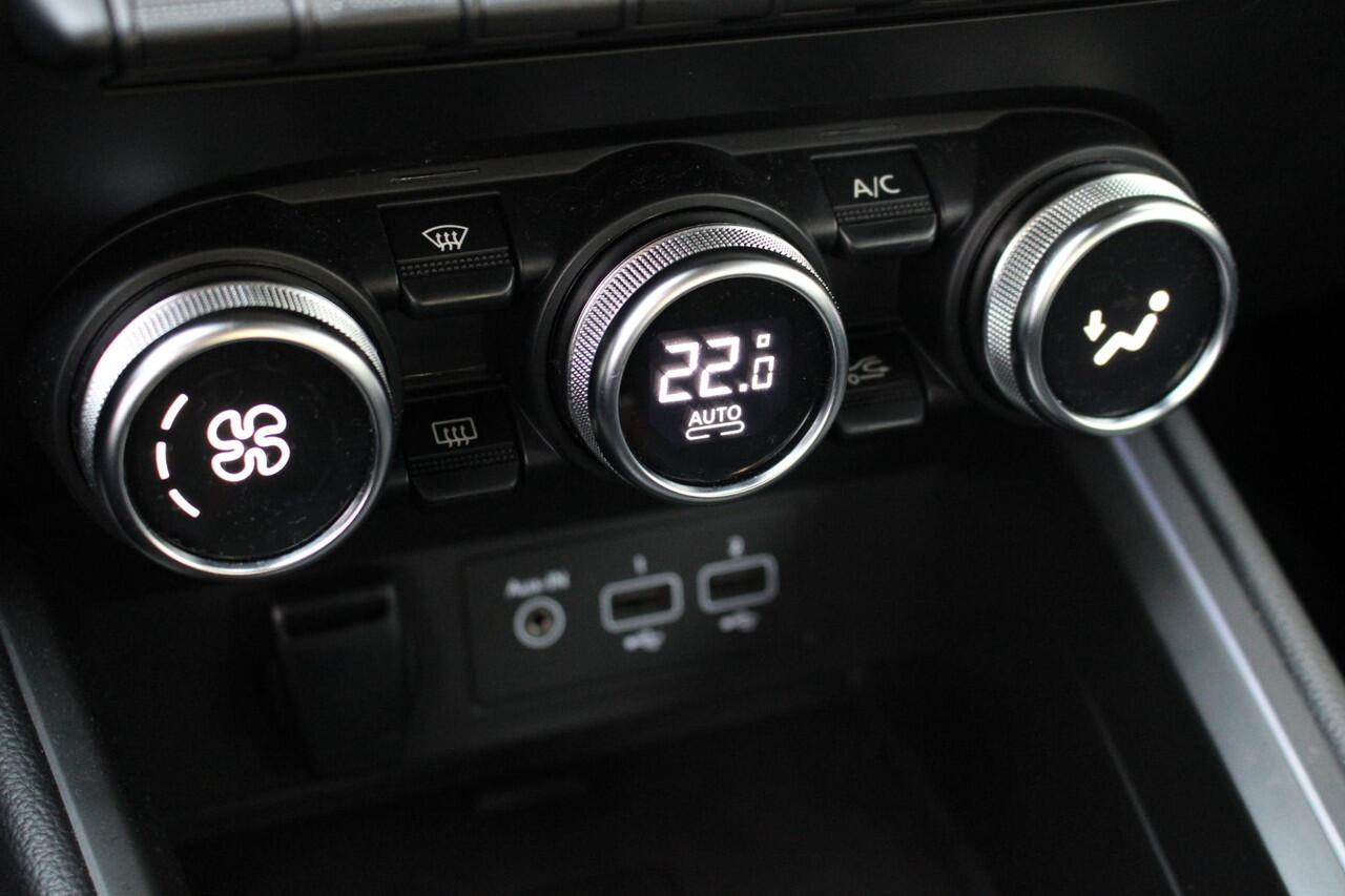 Renault CLIO 1.0 TCe Intens | Parkeersensoren achter | APPLE CARPLAY/ANDROID AUTO