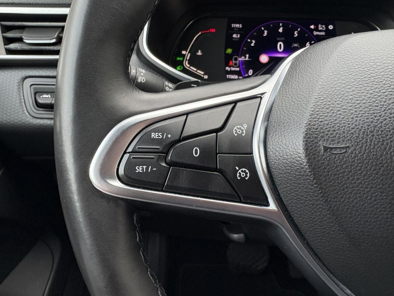 Renault CLIO 1.3 TCe Intens | Climate control | Camera | Carplay/Android auto