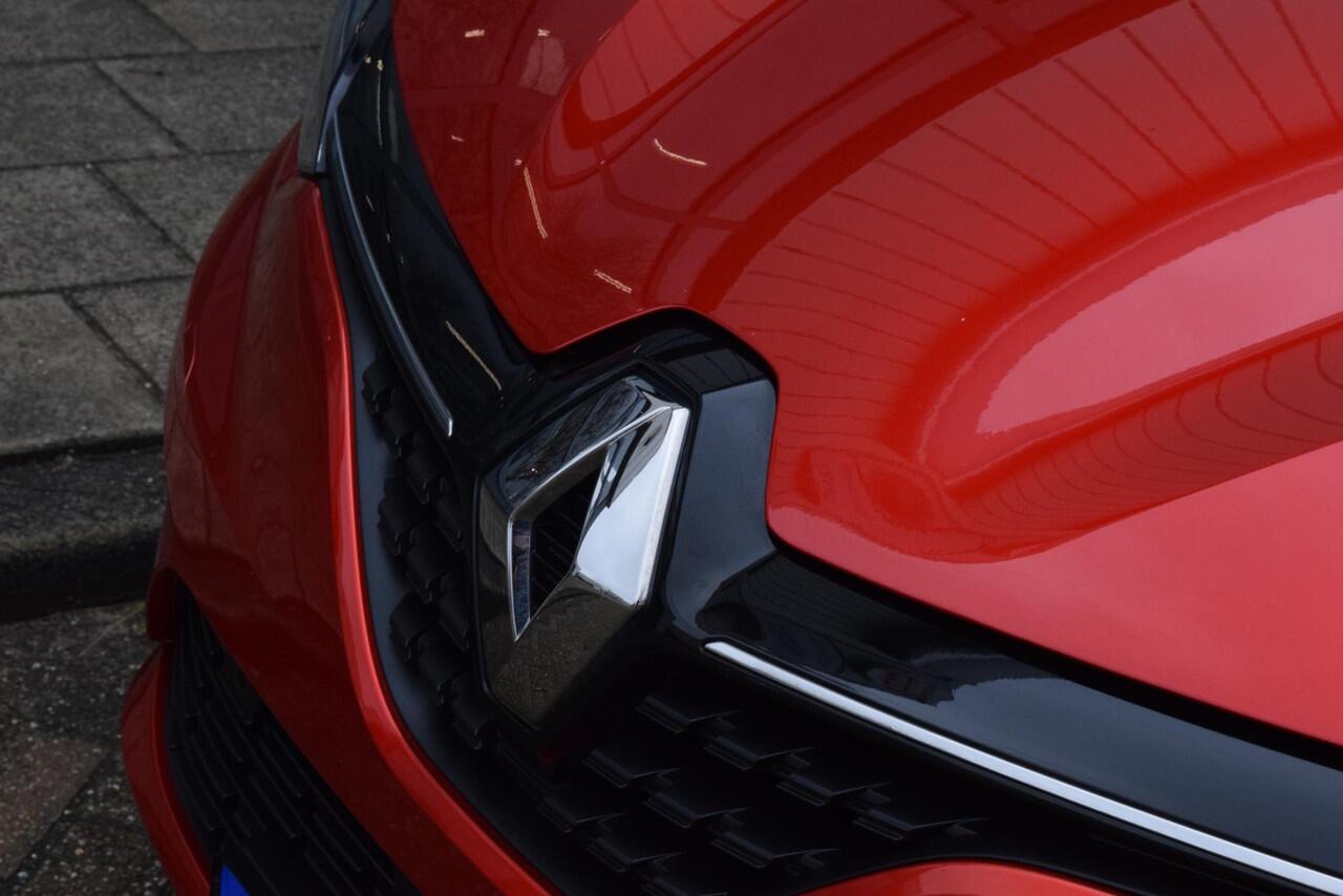 Renault CLIO 1.0 TCe Intens|Camera|Carplay|Dealero.h.|