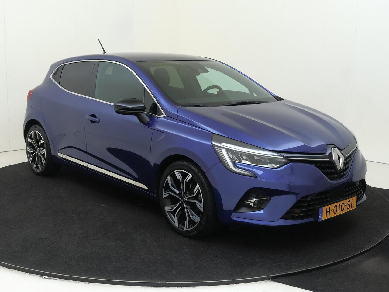 Renault CLIO 1.3 TCe Intens | Apple Carplay/Android Auto | Autonomous Emergency Braking | cruise control | kunstlederen bekleding | LED koplampen | lichtmetalen velgen 17"| rijstrooksensor met correctie | premium kleur
