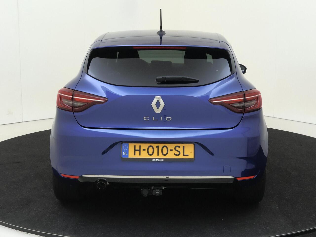 Renault CLIO 1.3 TCe Intens | Apple Carplay/Android Auto | Autonomous Emergency Braking | cruise control | kunstlederen bekleding | LED koplampen | lichtmetalen velgen 17"| rijstrooksensor met correctie | premium kleur