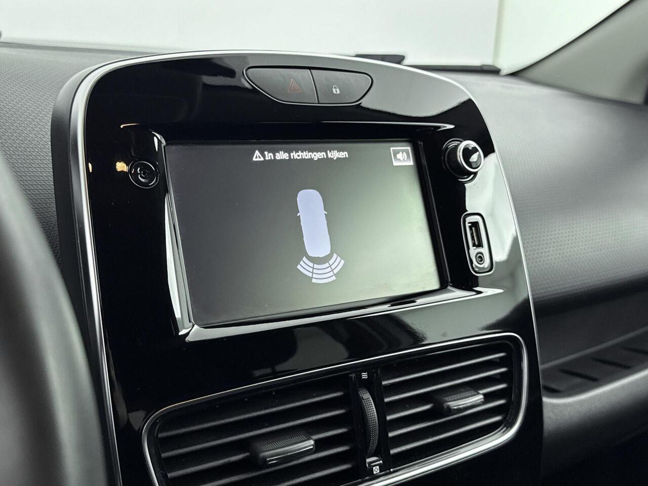 Renault CLIO Estate 0.9 TCe Limited 90PK | Navigatie | Parkeersensoren | Lichtmetalen Velgen | Cruise Control