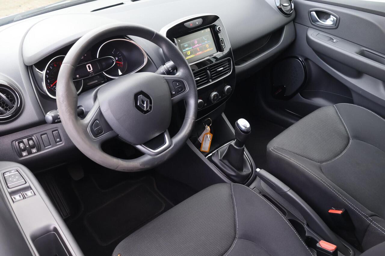 Renault CLIO Estate 0.9 TCe Zen | Trekhaak | Dakdragers |