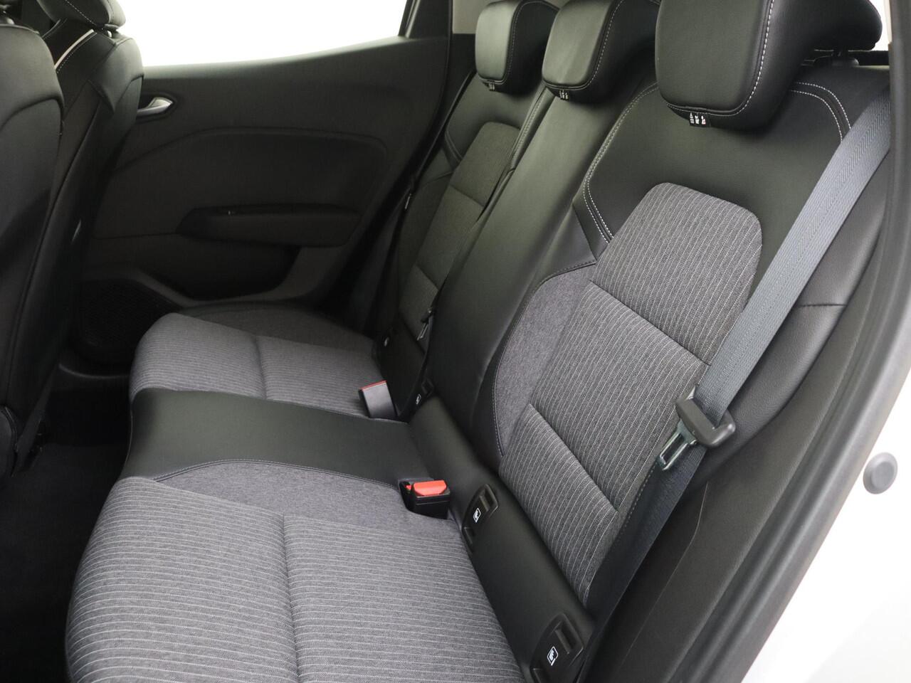 Renault CLIO 1.3 TCe Intens | Automaat | Camera | Airco | keyless entry