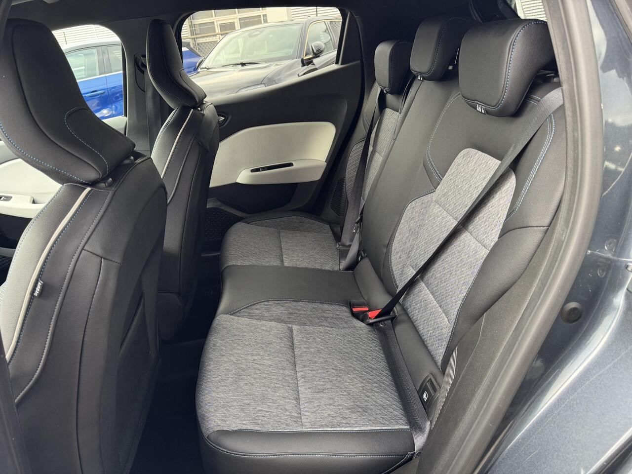 Renault CLIO 1.6 E-Tech Hybrid 140 Serie Limitee E-TECH / 1E EIGENAAR / 360 CAMERA / EASY PARK ASSIST /