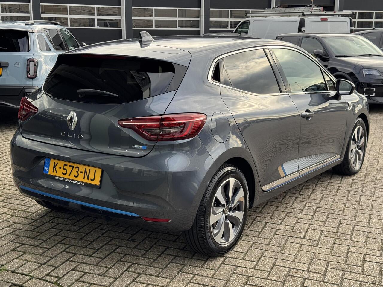 Renault CLIO 1.6 E-Tech Hybrid 140 Serie Limitee E-TECH / 1E EIGENAAR / 360 CAMERA / EASY PARK ASSIST /