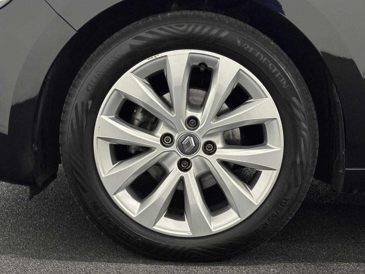 Renault CLIO 1.0 TCe Intens Airco Navigatie Cruise control Multimedia