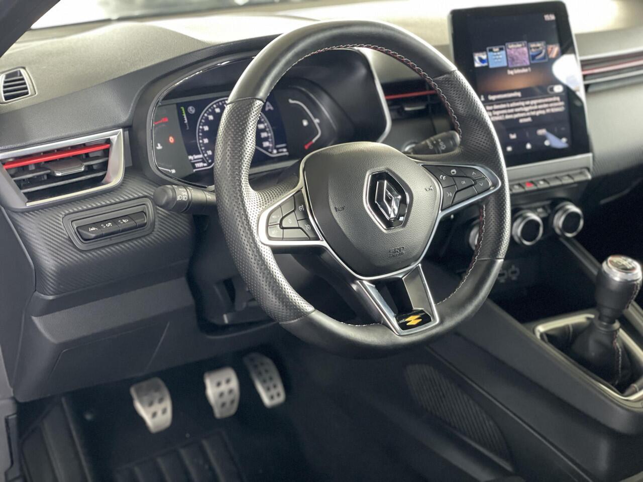 Renault CLIO 1.3 TCe R.S. Line / LED / CARPLAY / 4 CILINDER!