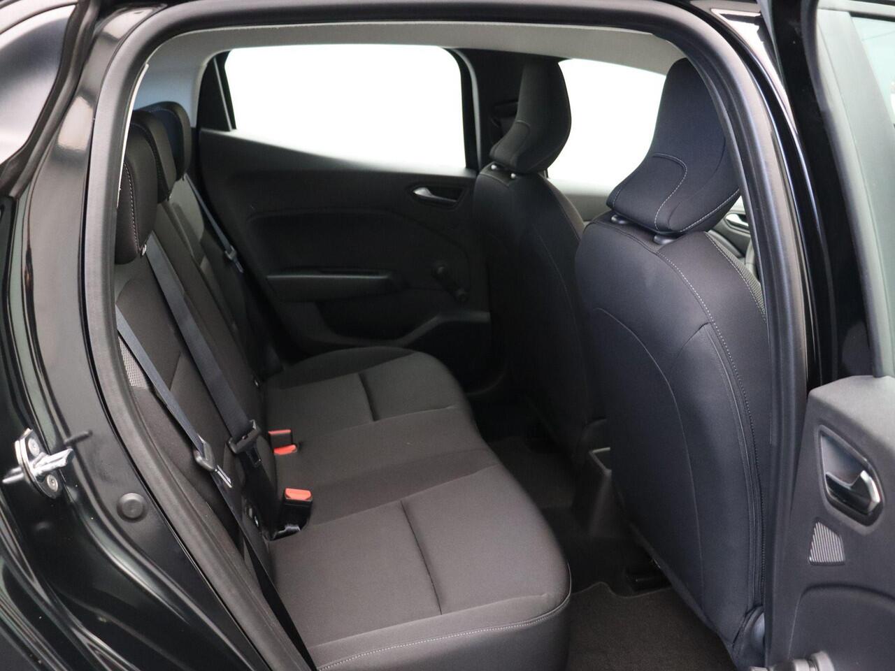 Renault CLIO TCe 100pk life | Cruise Control | Airco | LED verlichting | Bluetooth |