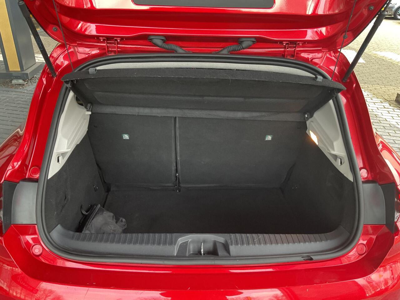 Renault CLIO 1.0 TCe Bi-Fuel Zen / LPG / AIRCO / NAVIGATIE / PDC / ALLSEASON BANDEN /