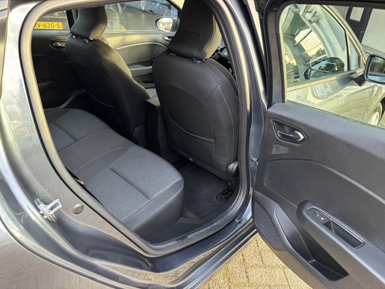 Renault CLIO 1.0 TCe Business Zen