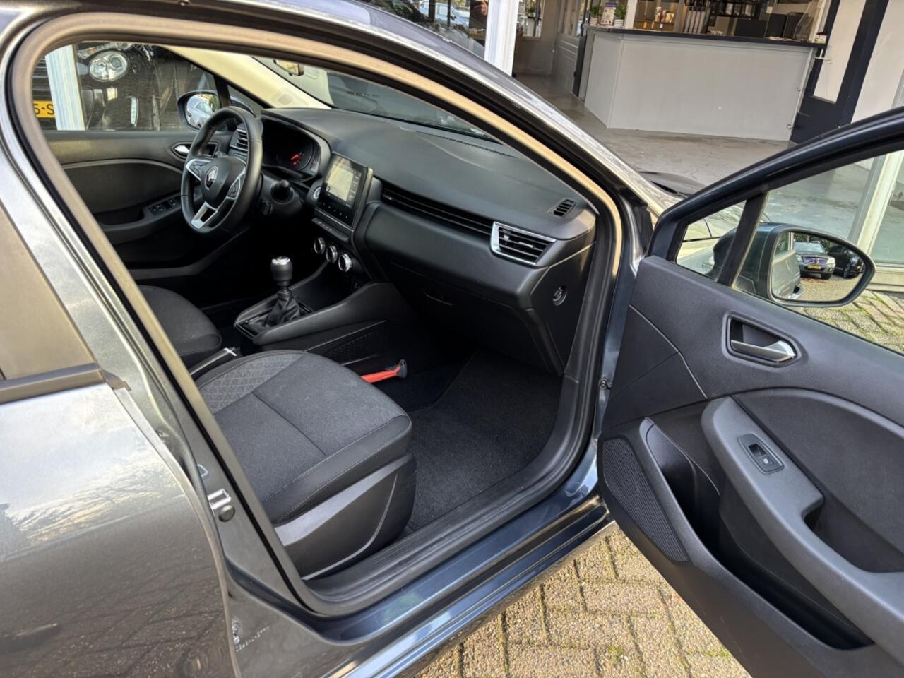 Renault CLIO 1.0 TCe Business Zen