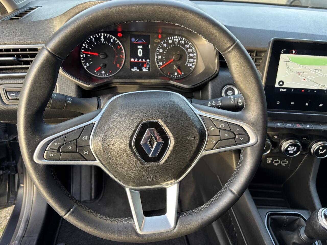 Renault CLIO 1.0 TCe Business Zen