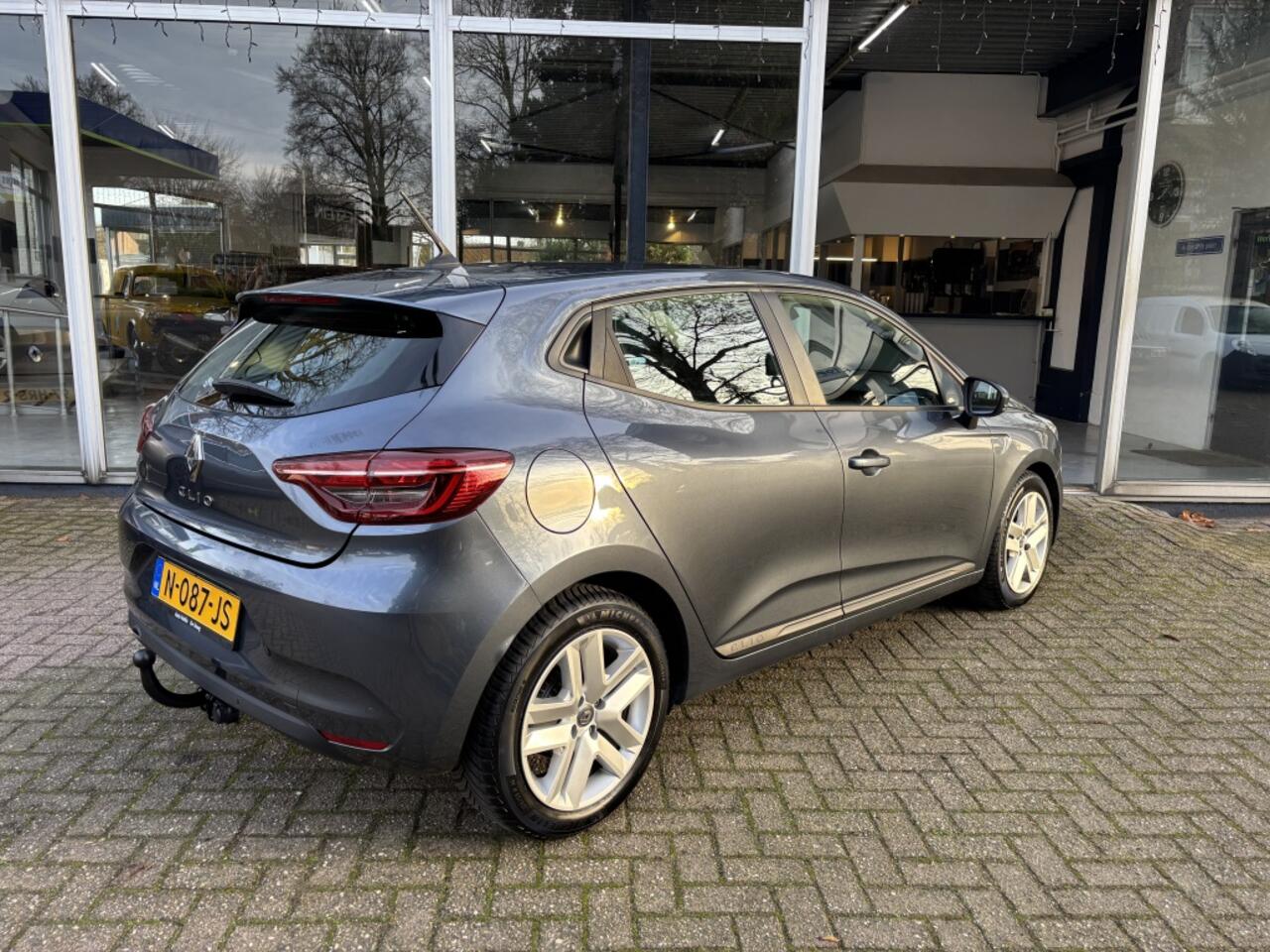 Renault CLIO 1.0 TCe Business Zen
