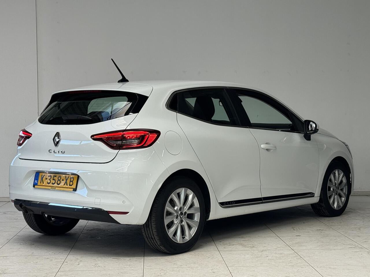 Renault CLIO 1.0 TCe Intens | Apple CarPlay / Android Auto | Parkeersensoren | Cruise Control | Climate Control |