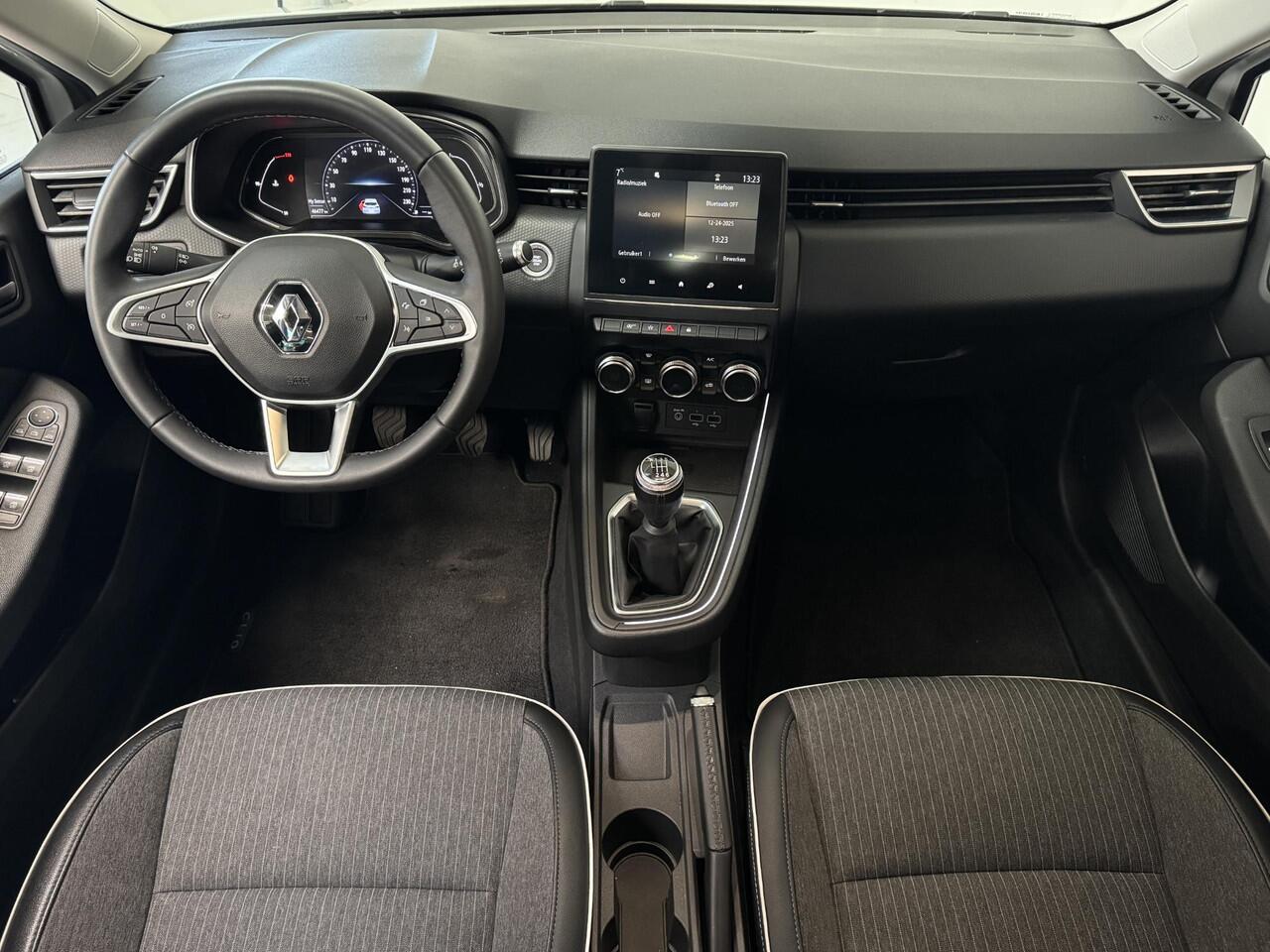 Renault CLIO 1.0 TCe Intens | Apple CarPlay / Android Auto | Parkeersensoren | Cruise Control | Climate Control |
