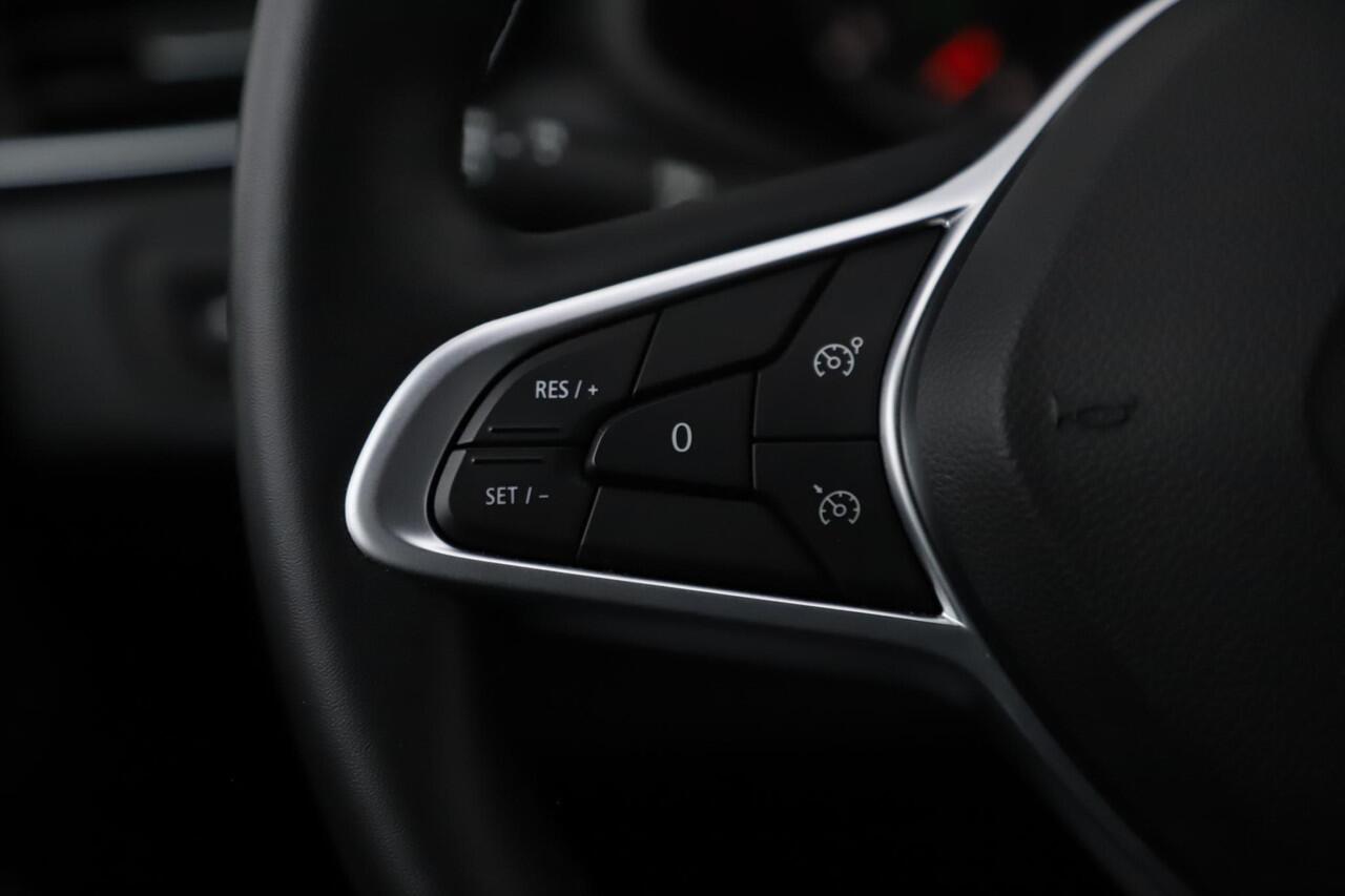 Renault CLIO 1.0 TCe Zen Navigatie Airco Cruise Control Carplay Android LED