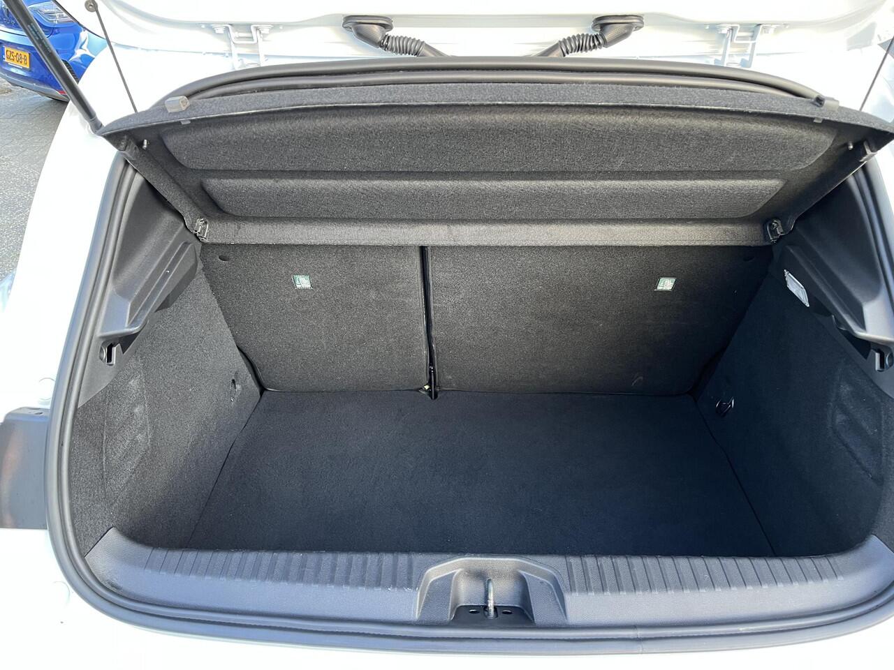 Renault CLIO 1.6 E-Tech Hybrid 140 R.S. Line / NAVIGATIE GROOT SCHERM / CAMERA / CLIMATE CONTROL / FULL HYBRID