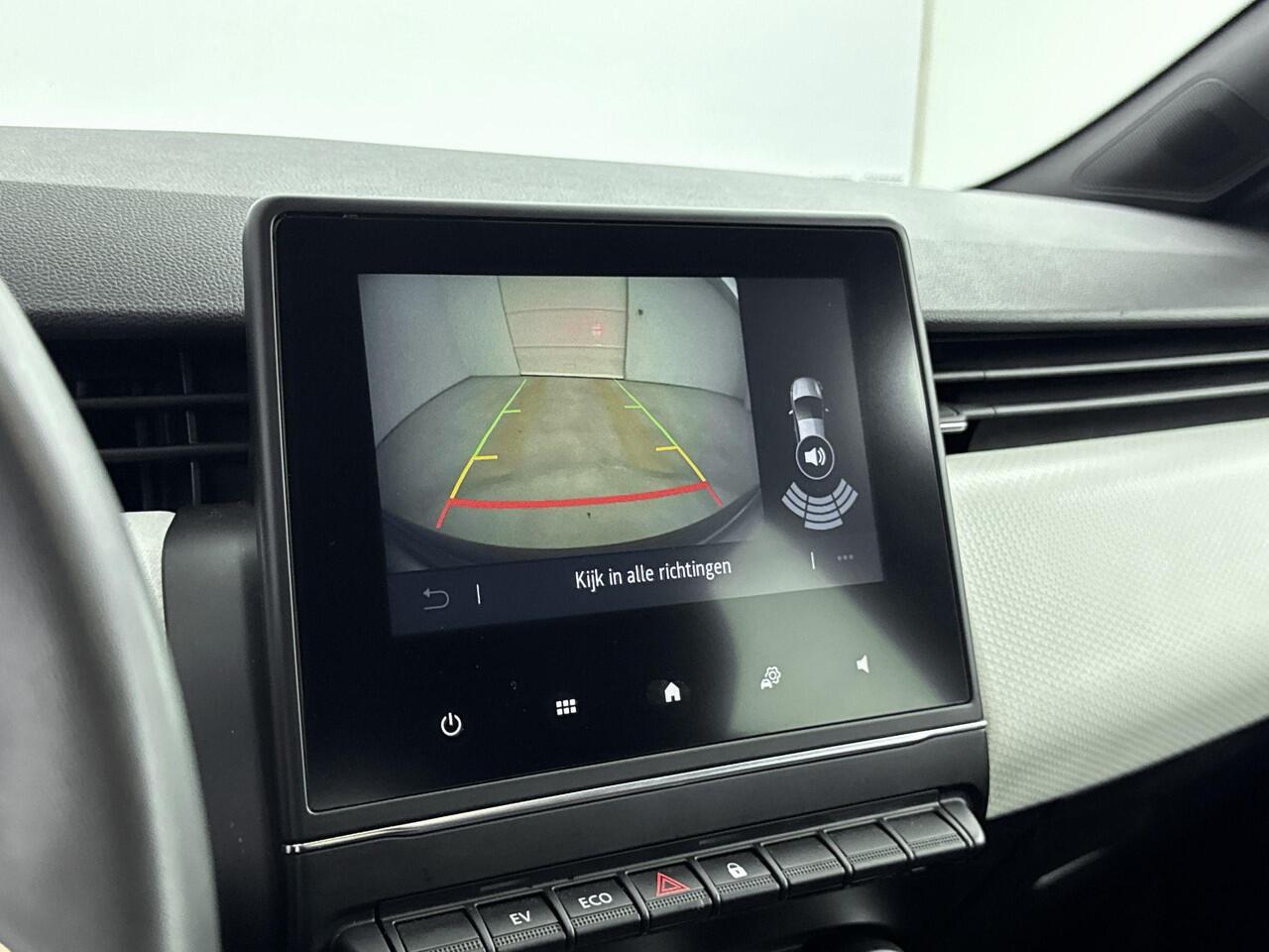 Renault CLIO 1.6 E-Tech Hybrid 140Pk Business Zen | Navigatie | Apple & Android Carplay | Parkeersensoren Achter | Achteruitrijcamera | Cruise Control & Snelheidsbegrenzer | Airco | Licht & Regensensor |