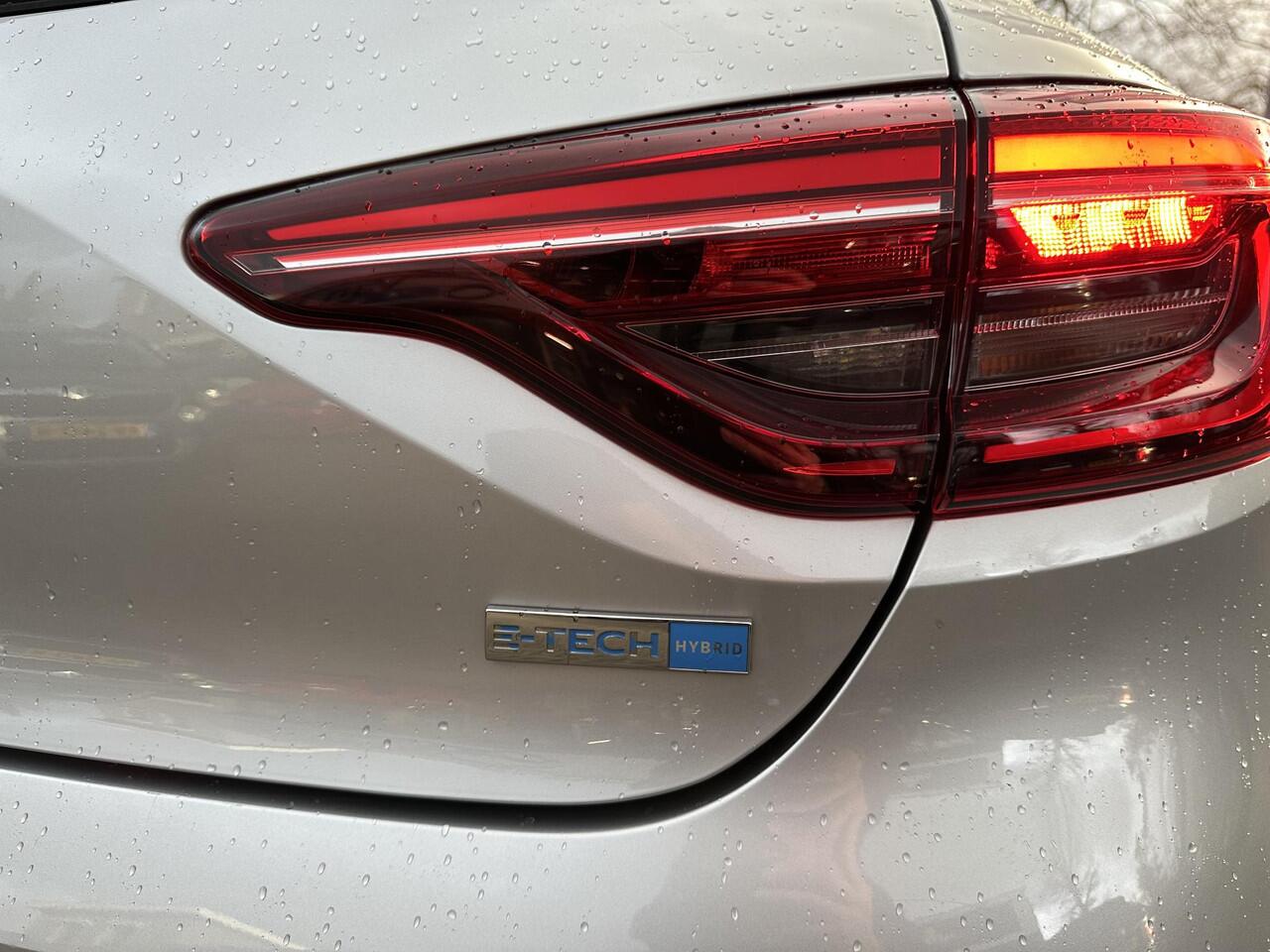 Renault CLIO 1.6 E-Tech Hybrid 140 Business Zen 1eEig|LED|CarPlay|Keyless|Stoelverwarming