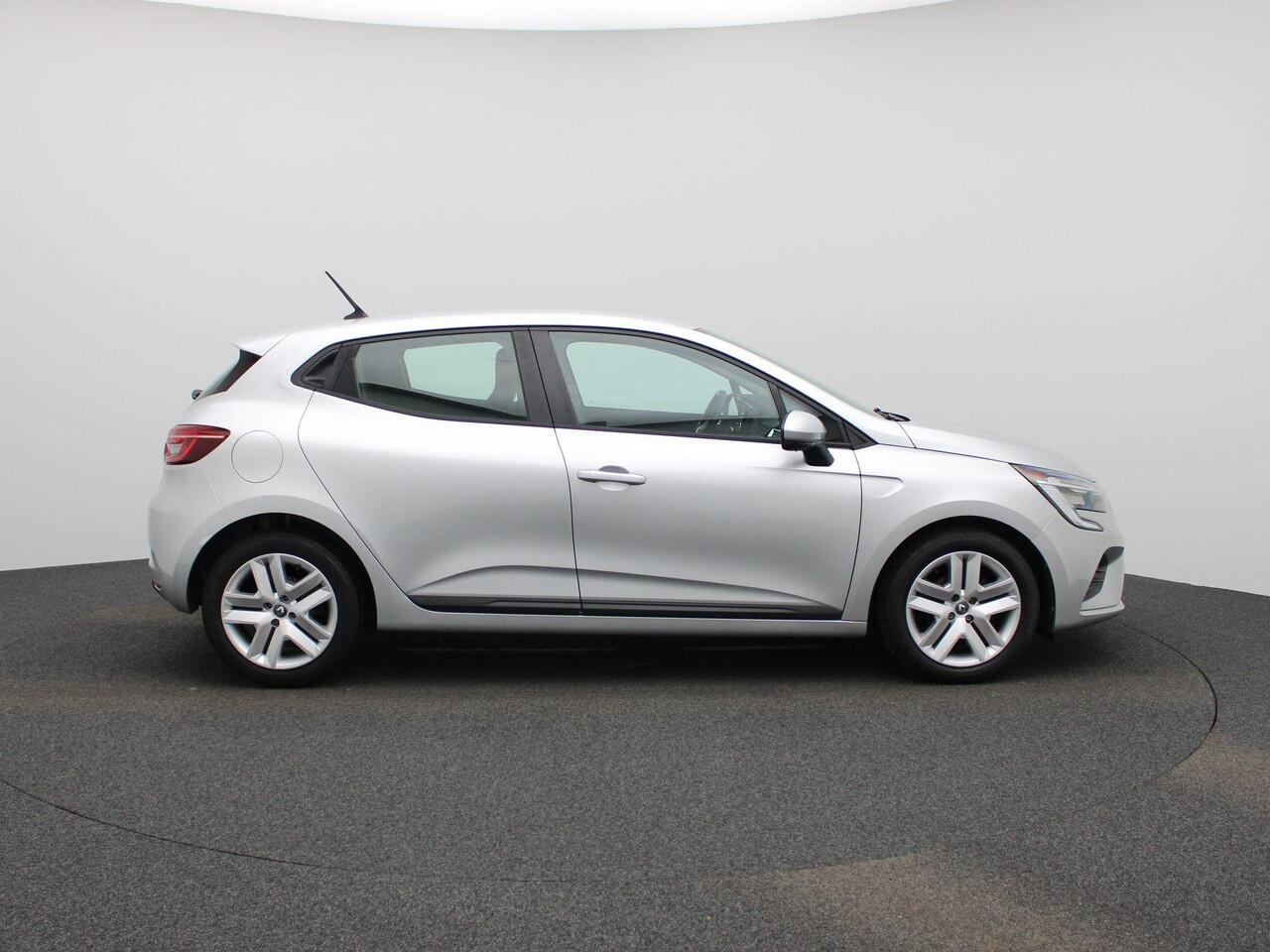 Renault CLIO 1.0 TCe Zen | Airconditioning | Cruise control Standaard | Navigatie | LED koplampen | Park Distance Control achter |