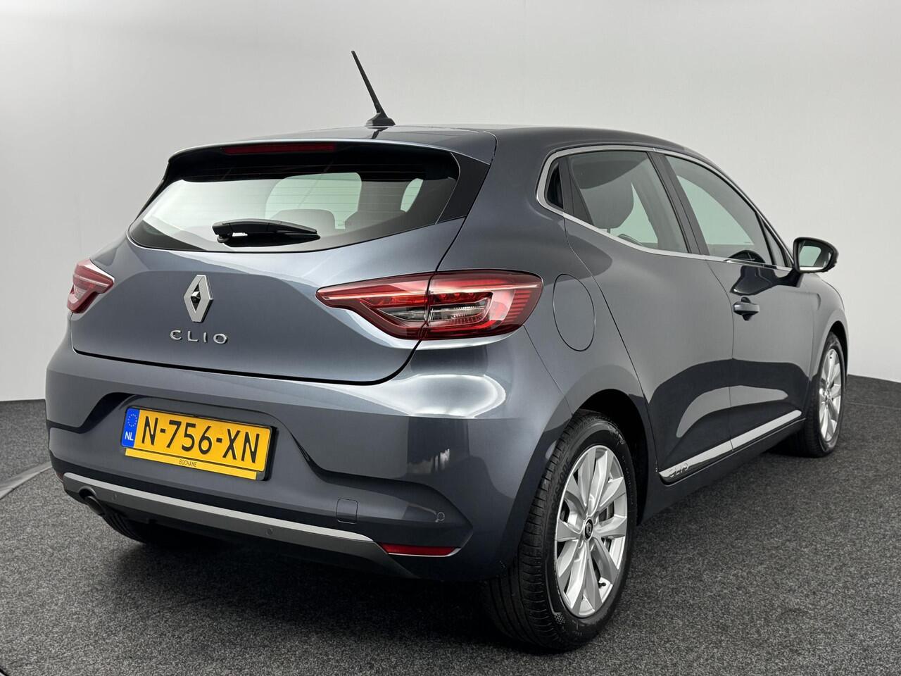 Renault CLIO 1.0 TCe 90 Intens | Armsteun | Navigatie | 360° camera | Climate Control | Cruise Control