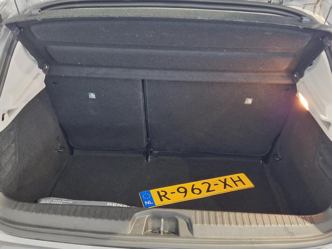 Renault CLIO 1.0 TCe 90 Equilibre AIRCO | CRUISE CONTROL | ELEKTRISCHE RAMEN VOOR