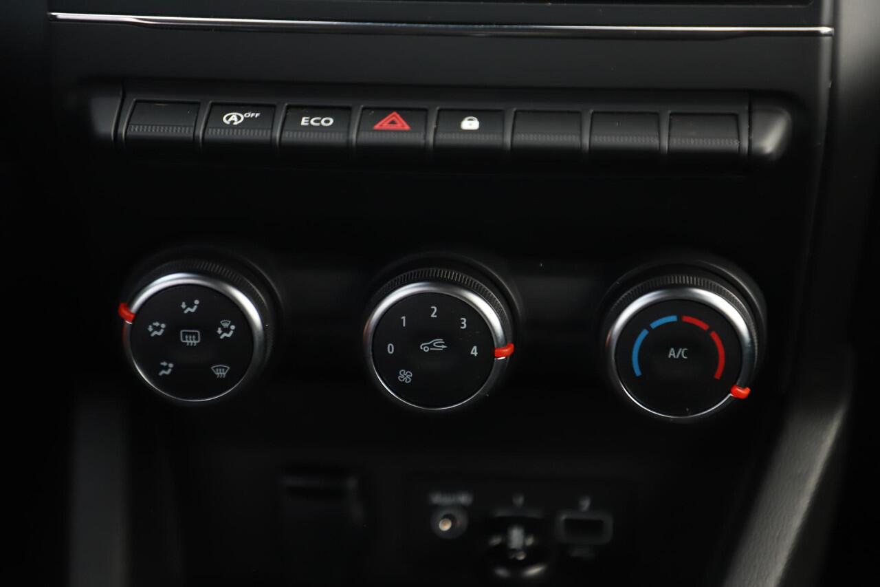 Renault CLIO 1.0 TCe 90 Equilibre 6-Bak Navigatie Carplay Android Airco Cruise Control Rijstrooksensor Parkeersensor