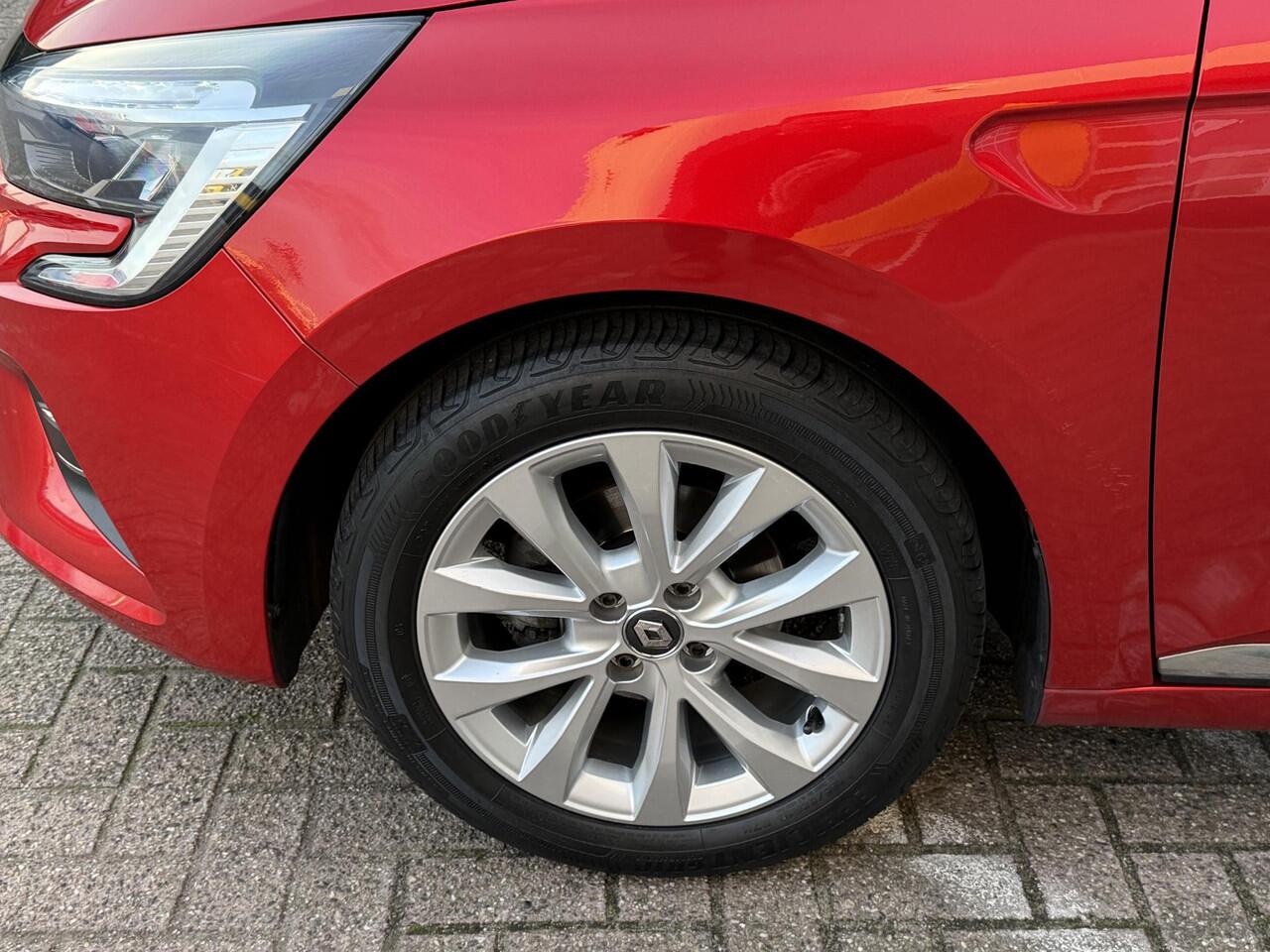 Renault CLIO 1.0 TCe Zen | NAP | Eerste eigenaar | 100% dlr onderhouden | DAB | LED | Airco | Cruise Control | Parkeersensoren | Lichtmetaal |