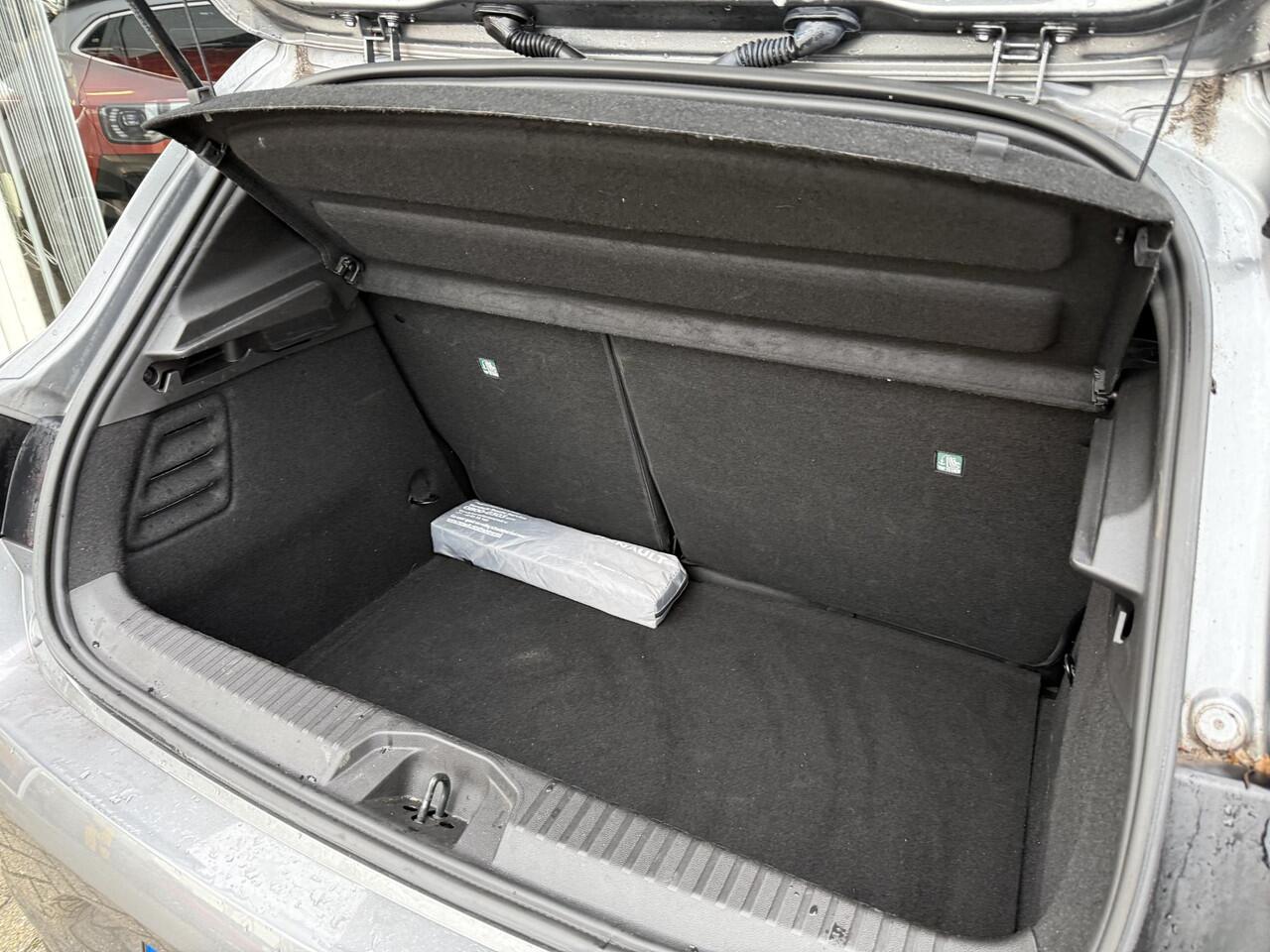 Renault CLIO 1.0 TCe 90 Techno | NAP | Navigatie | Achteruitrijcamera | Climate Control | Key-less | DAB | LED | Parkeersensoren |