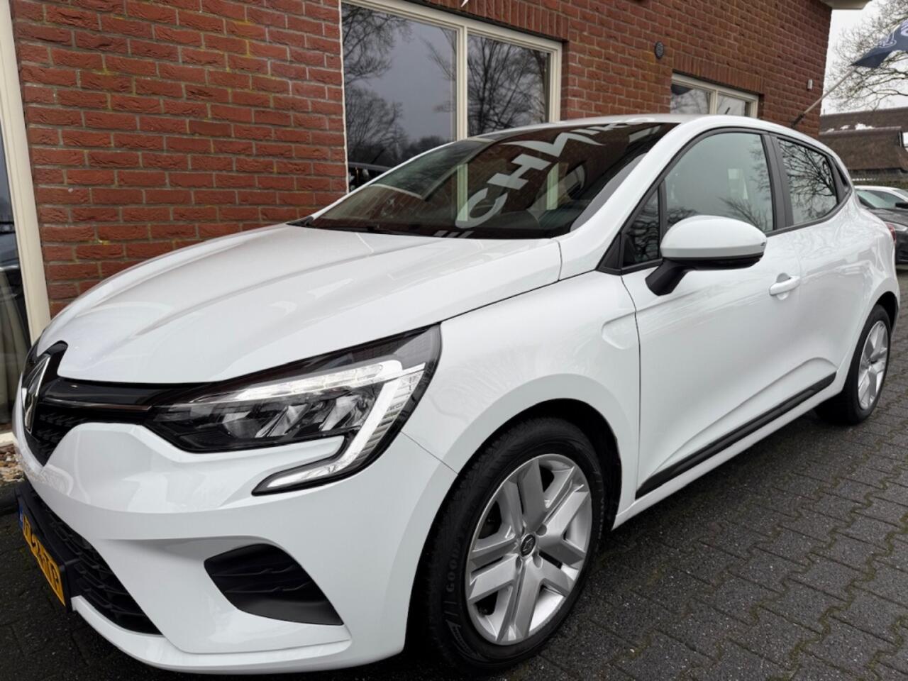 Renault CLIO 1.0 TCe Zen RIJKLAAR / NAVI / PDC / AIRCO / CRUISE / CARPLAY / A