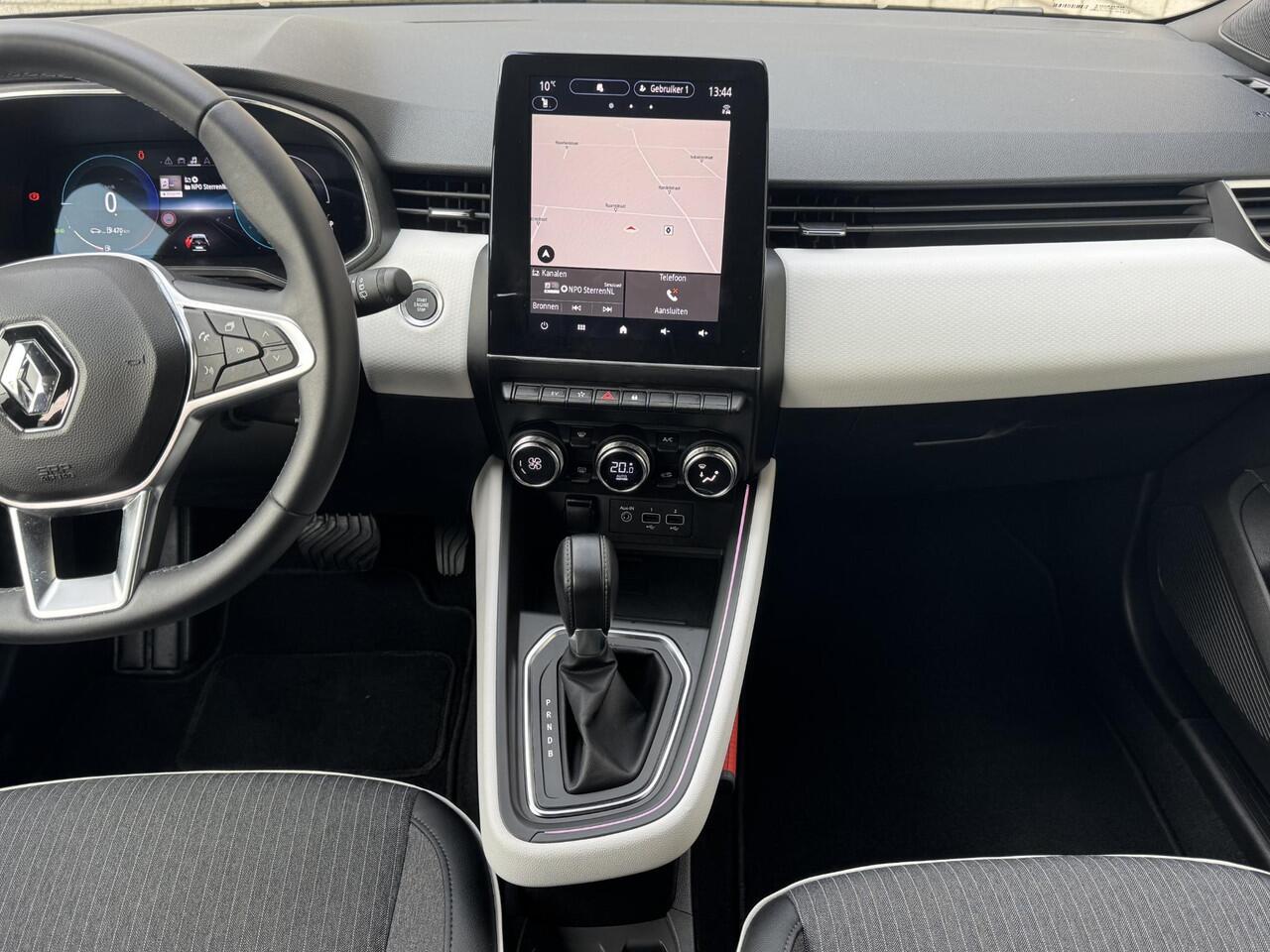 Renault CLIO 1.6 E-Tech Hybrid 145 Techno | All-season banden | Achteruitrijcamera | Parkeersensoren V+A | Apple CarPlay / Android Auto |