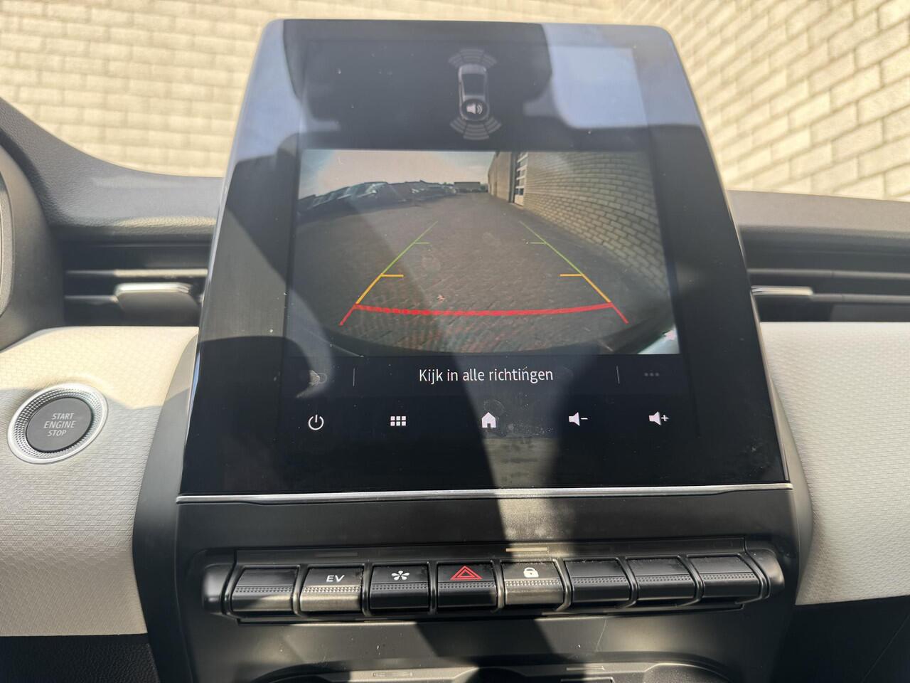 Renault CLIO 1.6 E-Tech Hybrid 145 Techno | All-season banden | Achteruitrijcamera | Parkeersensoren V+A | Apple CarPlay / Android Auto |