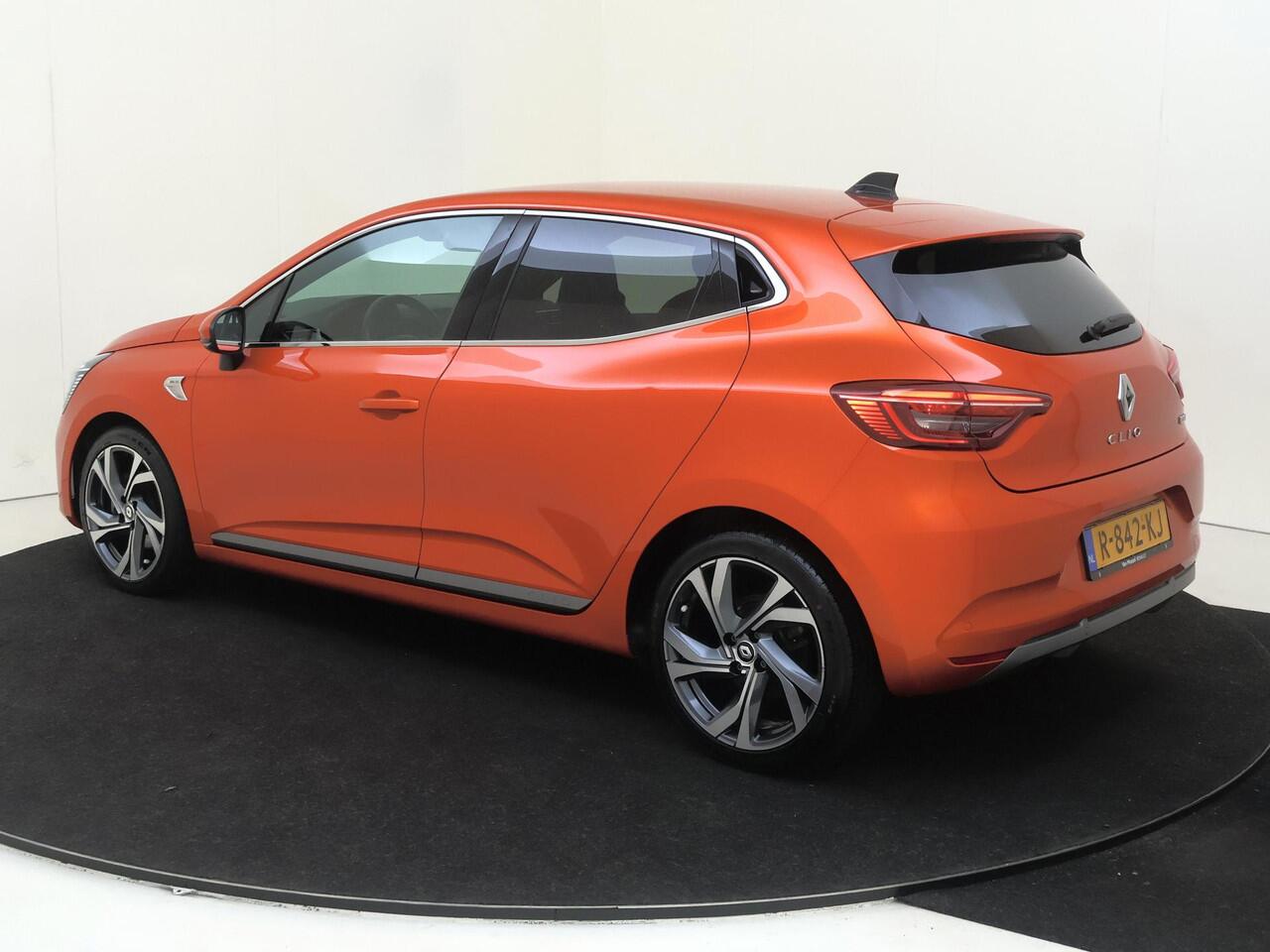 Renault CLIO 1.6 E-Tech Hybrid 145 R.S. Line Apple Carplay/Android | cruise control | electronic climate control | lederen/stof bekleding | lichtmetalen velgen 17"| navigatiesysteem |